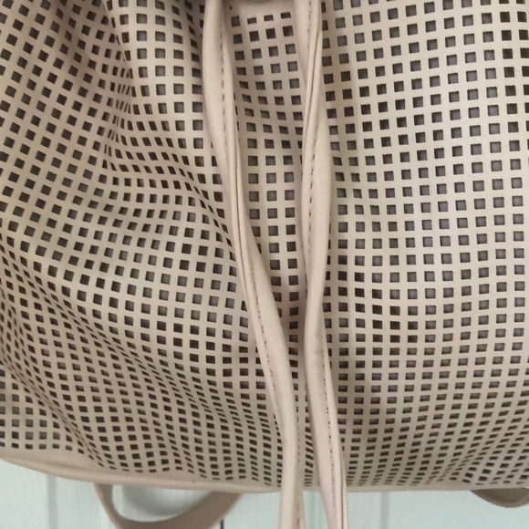 Women back pack!Blush rose colour - Picture 2 of 11